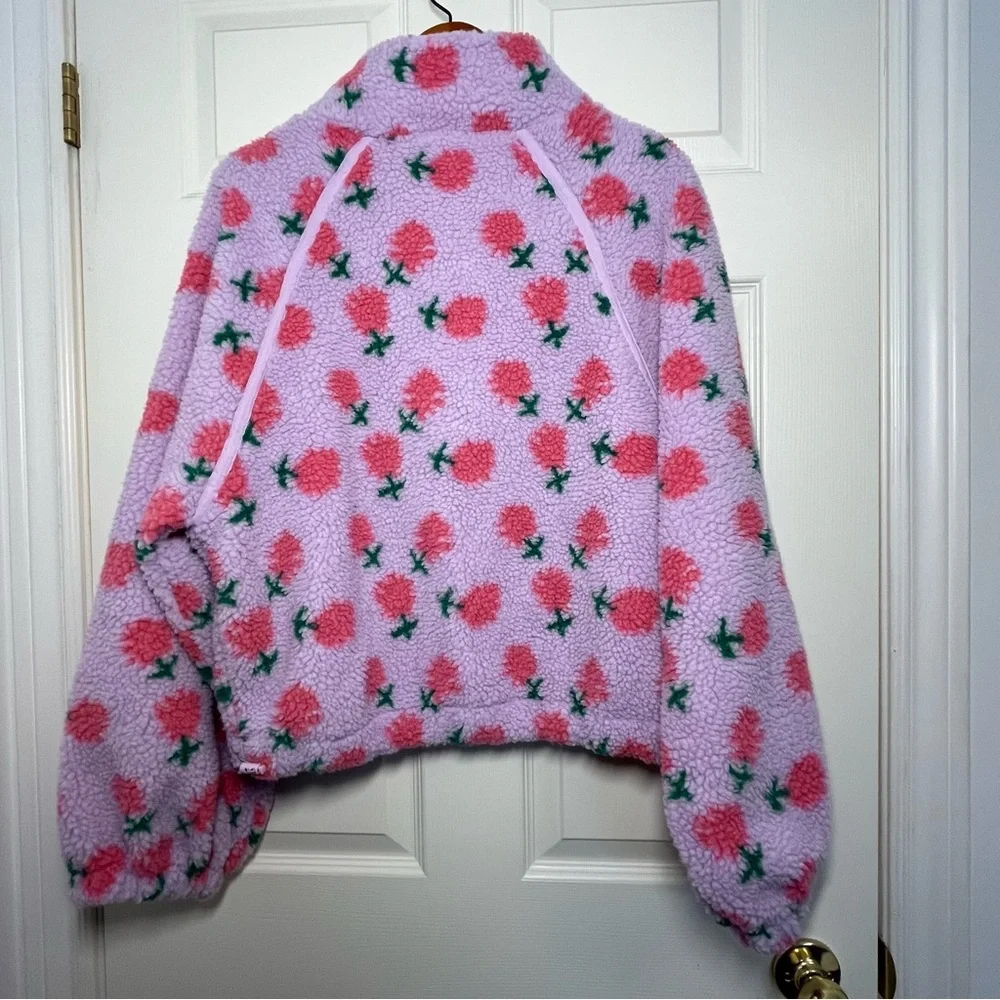 NWT New In Lilac Fleece Jacket with Pink Floral Pattern Oversized Size Small - Picture 2 of 12